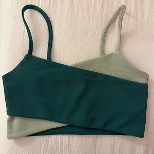 Wilo sports bra